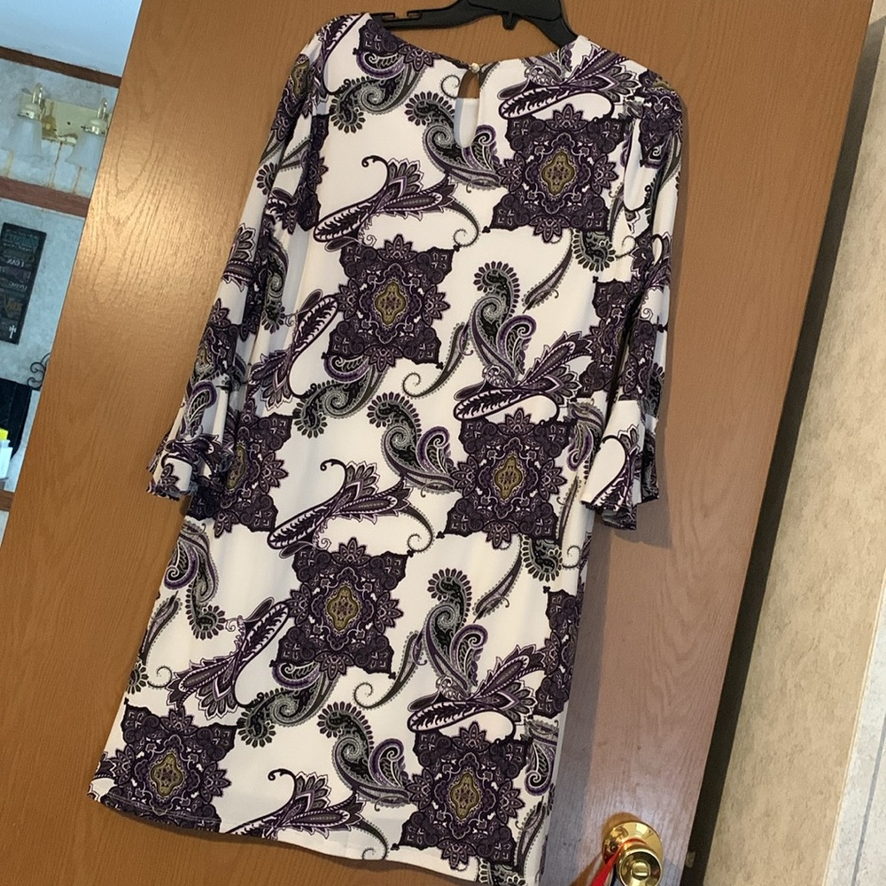 Dress - Picture 4 of 5